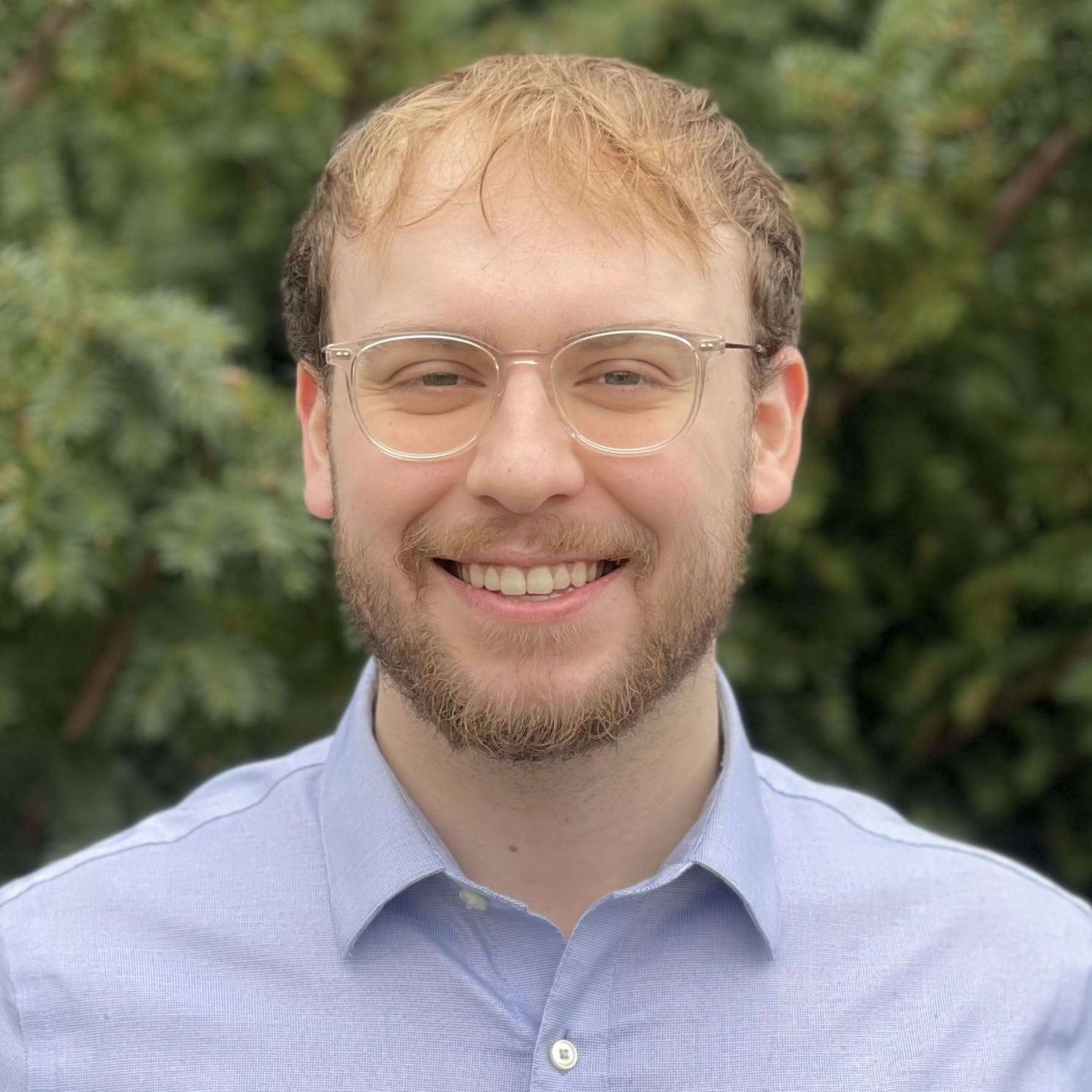 Camden MacMillan headshot