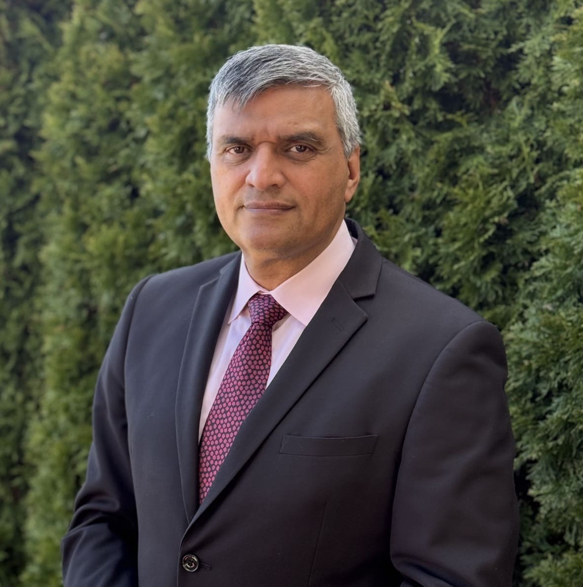 Sunny Parmar headshot